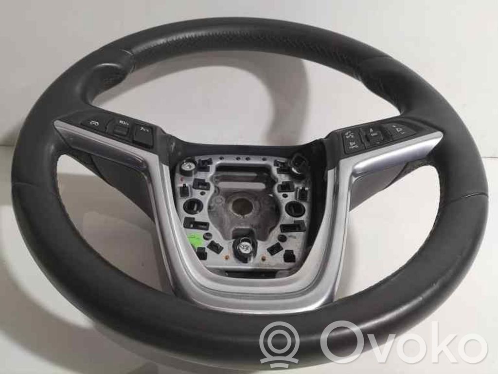 Opel Insignia A Ohjauspyörä 