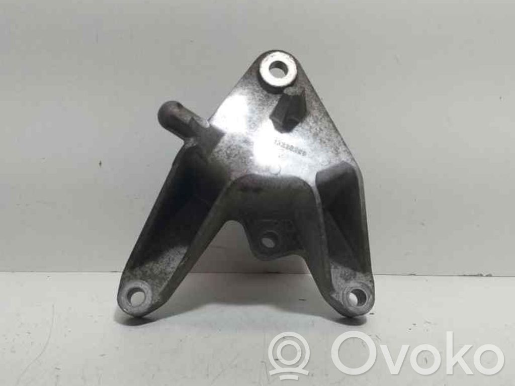 Opel Insignia A Supporto di montaggio del motore 