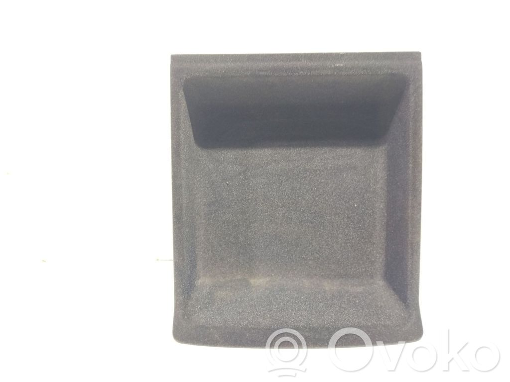 Guantera   4L0864981