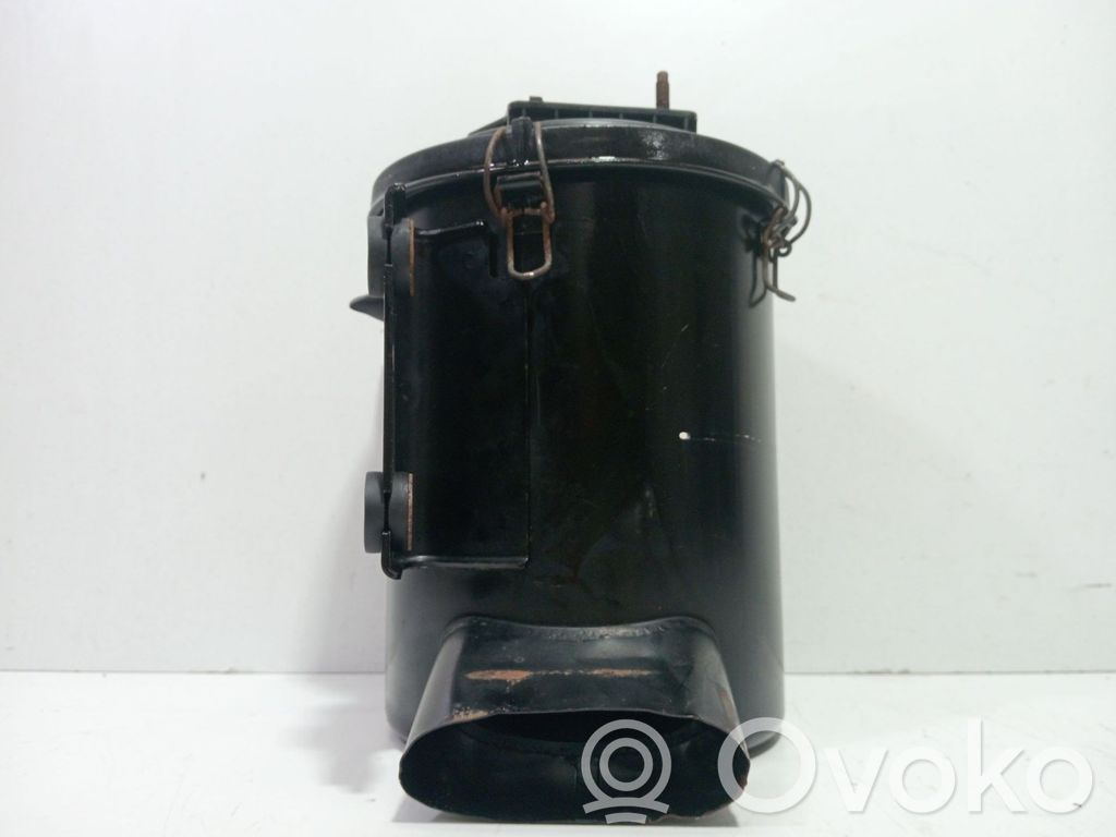 Nissan Terrano Air filter box 