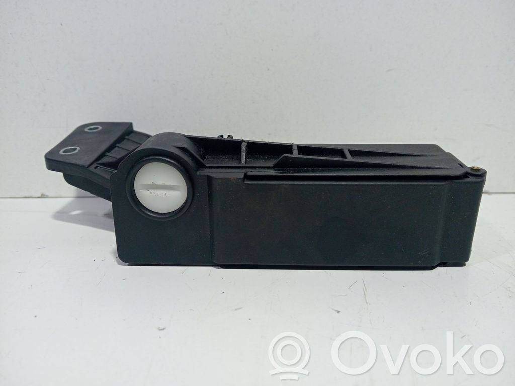 Other control units/modules   757334401