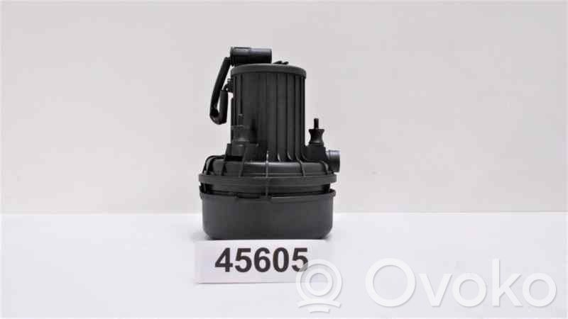 BMW 5 E60 E61 Secondary air pump 
