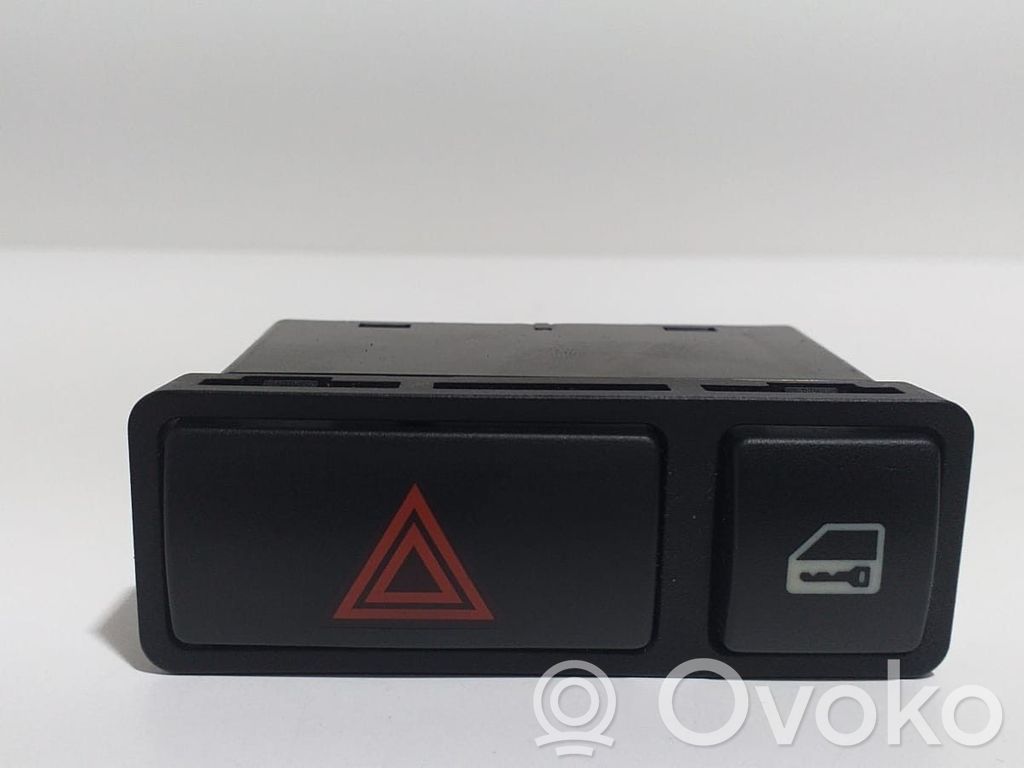 Hazard light switch   61318368920,55639