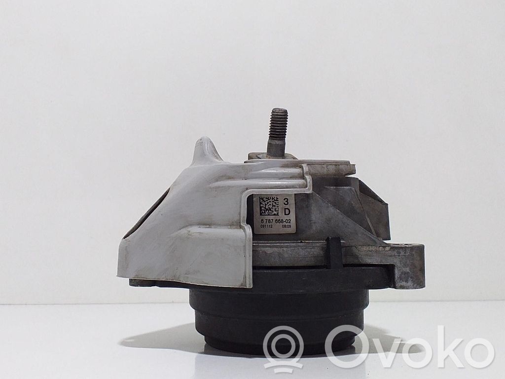 Engine mount bracket   6787668,60805