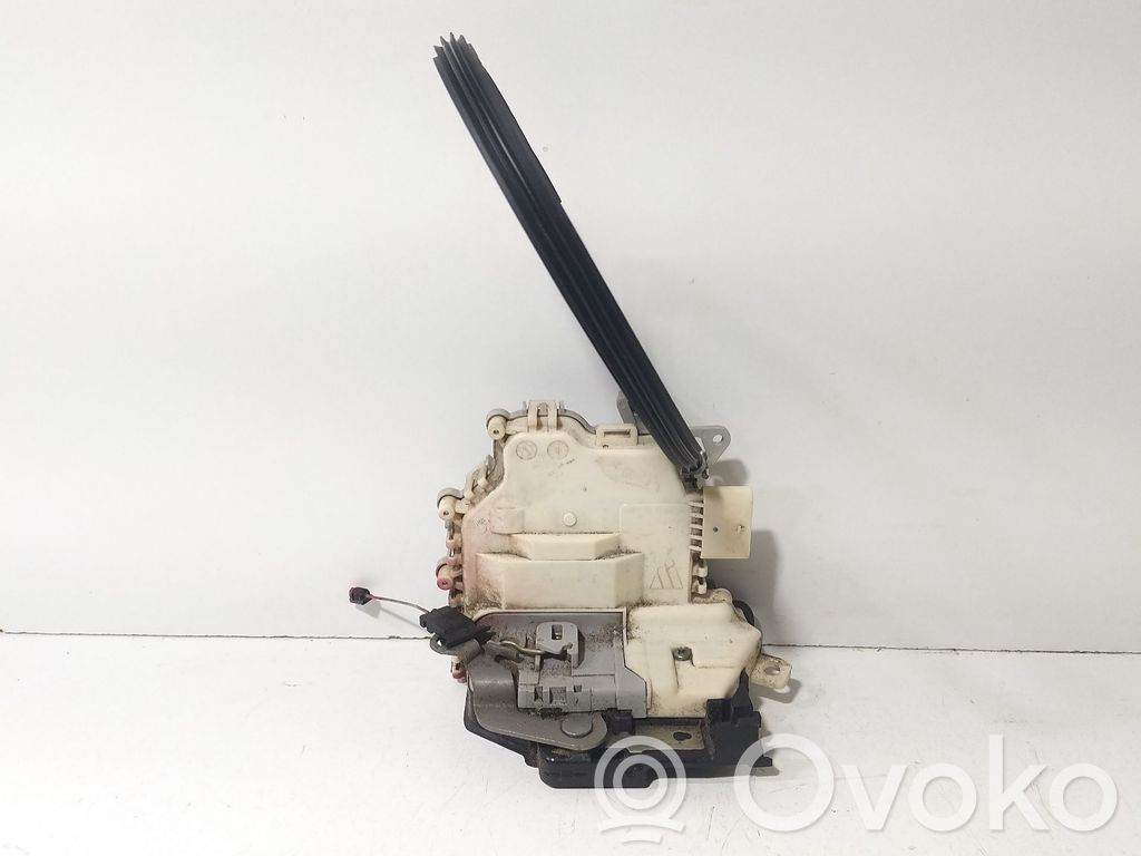Seat Leon (1P) Front door lock 