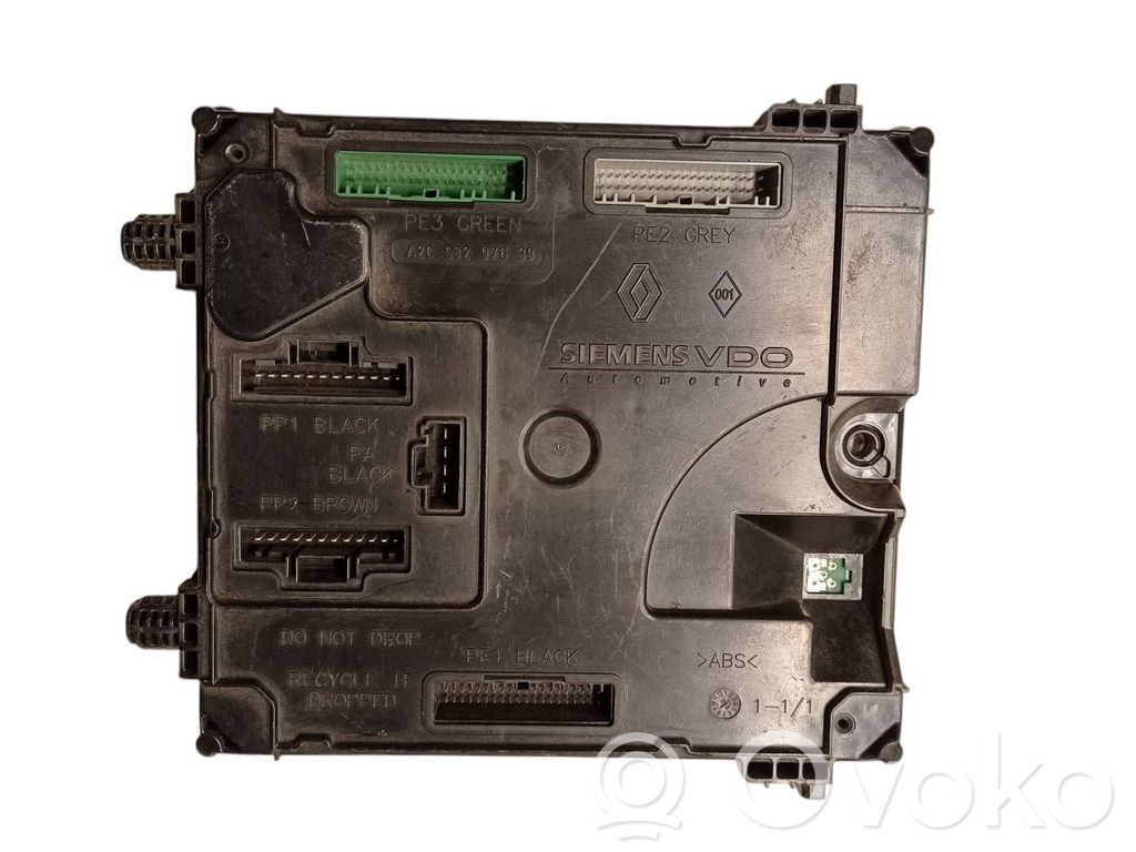 Renault Laguna II Fuse module 