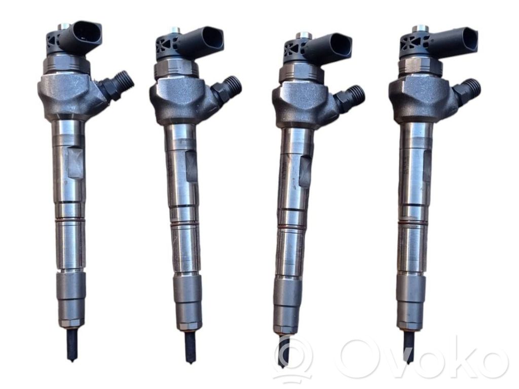 Inyector de combustible   04L130277AD