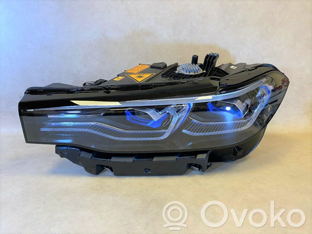 BMW X7 G07 Lampa przednia 