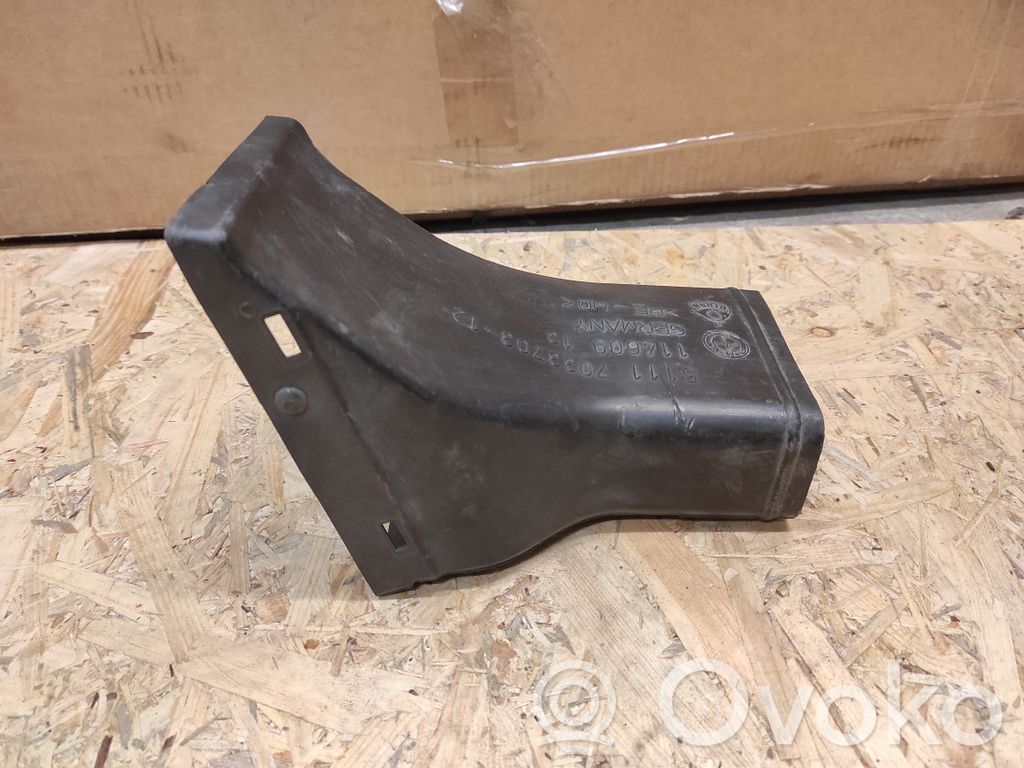 Air intake duct part   51117033703,51117033703,7033703