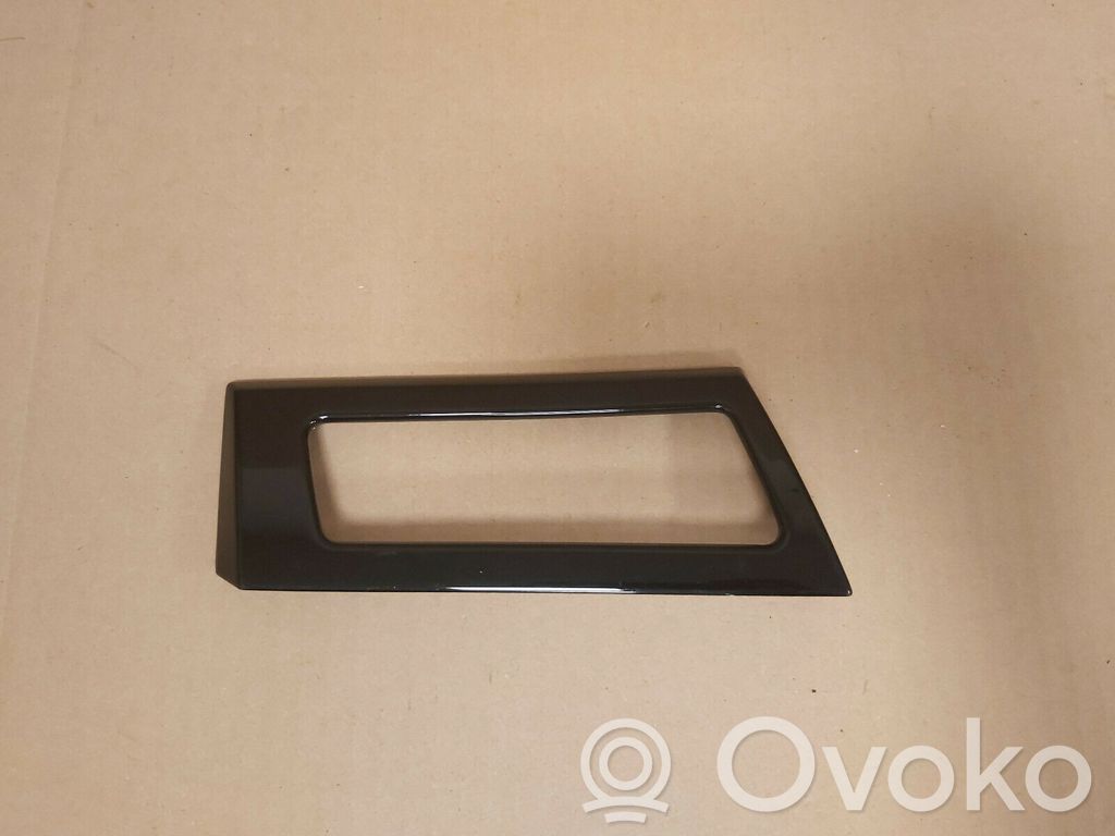 BMW 5 E60 E61 Otros repuestos del interior 