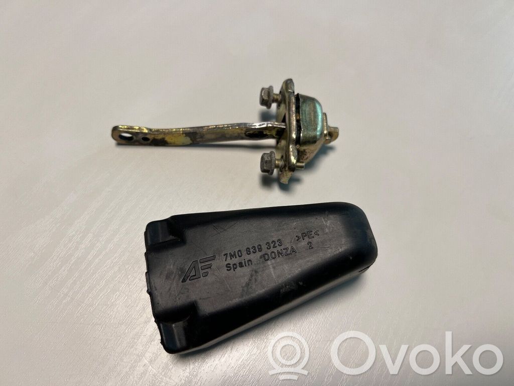 Seat Alhambra (Mk2) Front door check strap stopper 