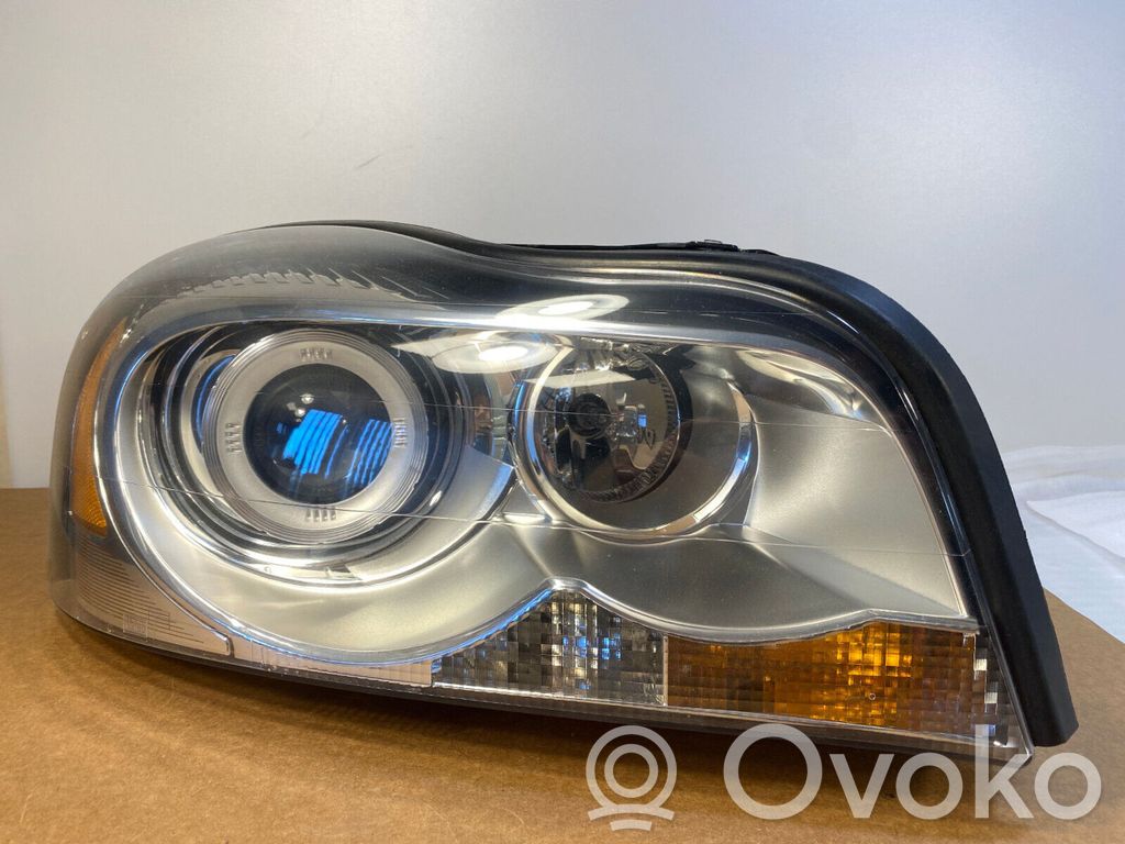 Volvo XC90 Scheinwerfer 
