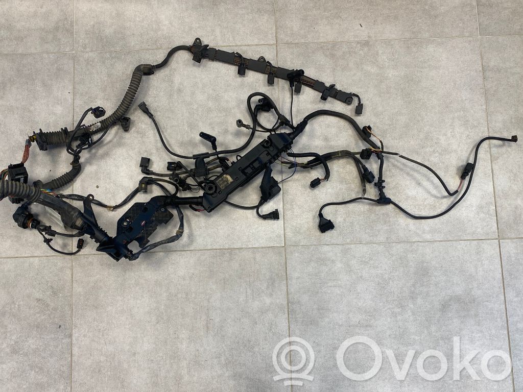 BMW X5 E70 Wiązka przewodów silnika 