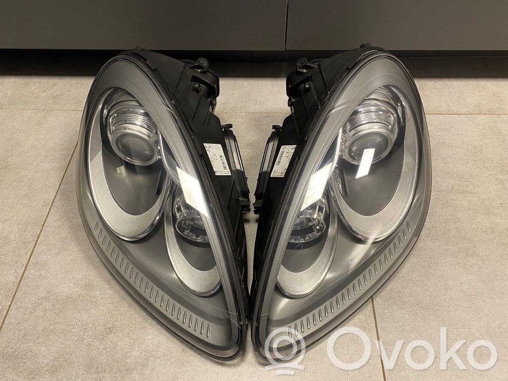 Porsche Cayenne (92A) Scheinwerfer Satz Set 