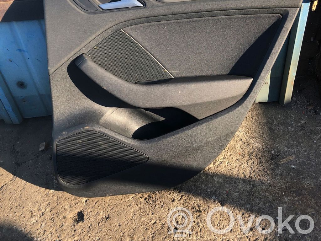 Audi A3 S3 8V Apmušimas galinių durų (obšifke) 