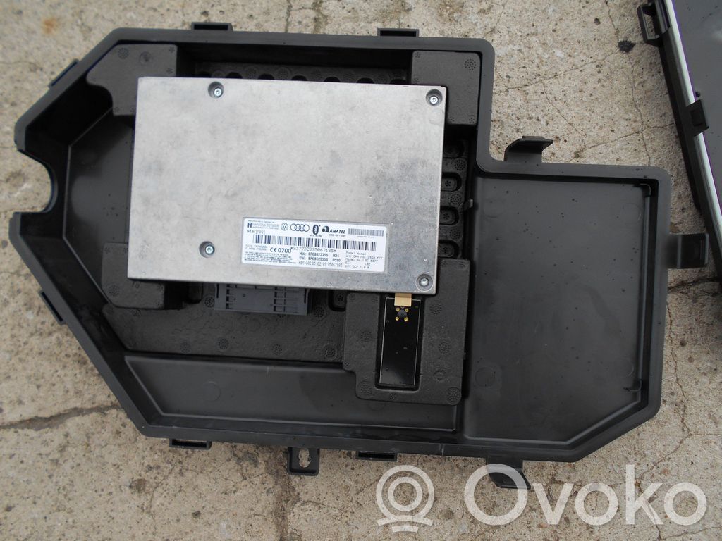 Audi A4 S4 B7 8E 8H Bluetooth modulis 