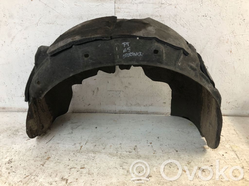 Audi A5 8T 8F Takapyörän sisälokasuojat 