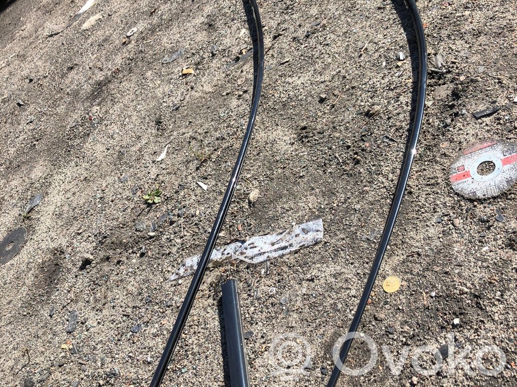 Audi A4 S4 B8 8K Cubierta moldura embellecedora de la barra del techo 