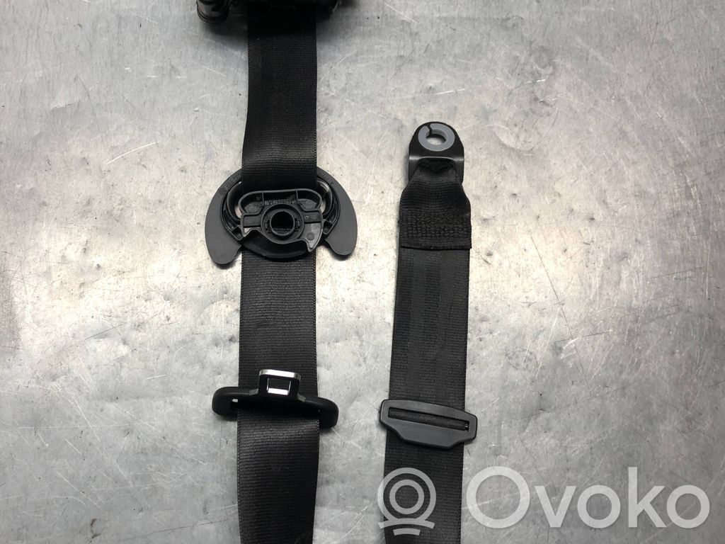 Audi A3 S3 8V Cinturón delantero 