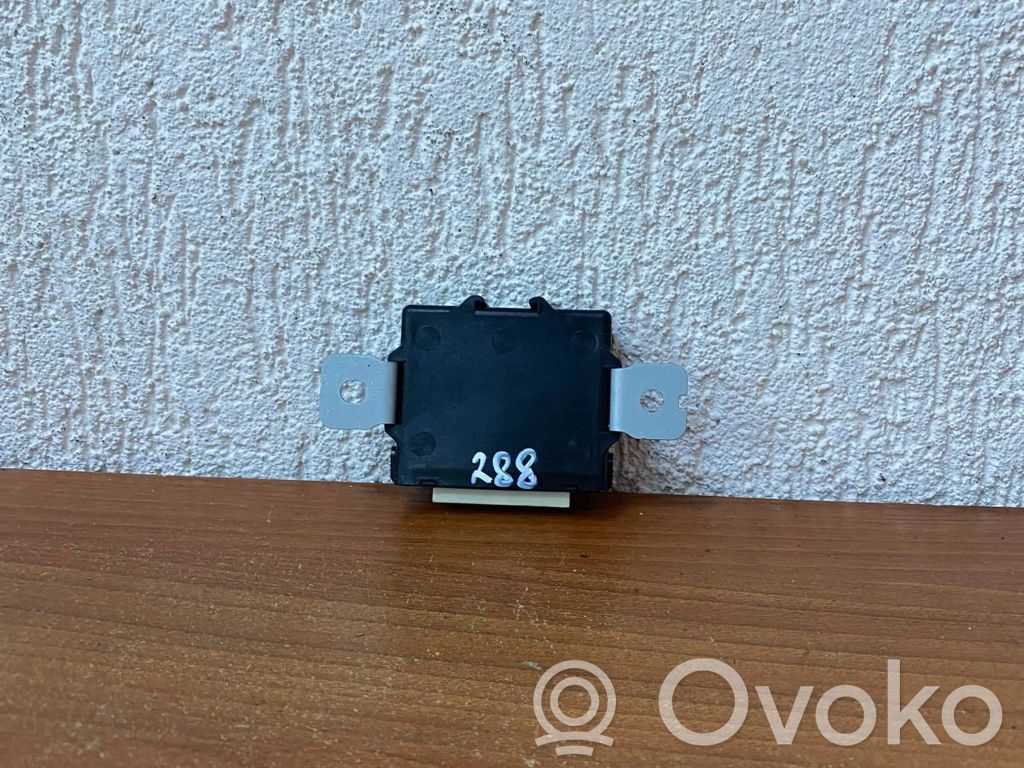 Wing mirror control module   8943078041,615365000
