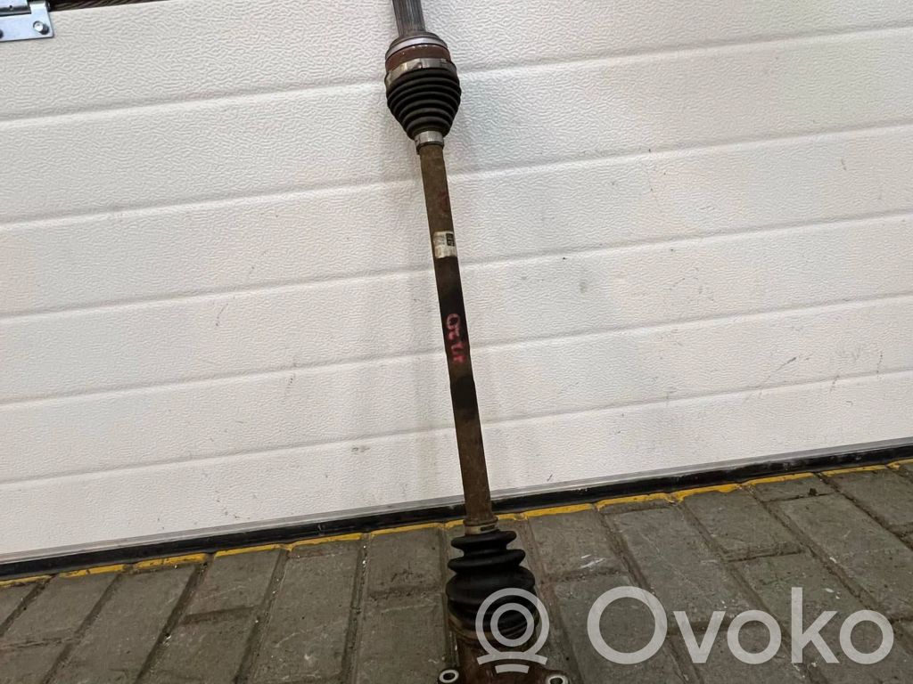 Lexus NX Planetară spate 