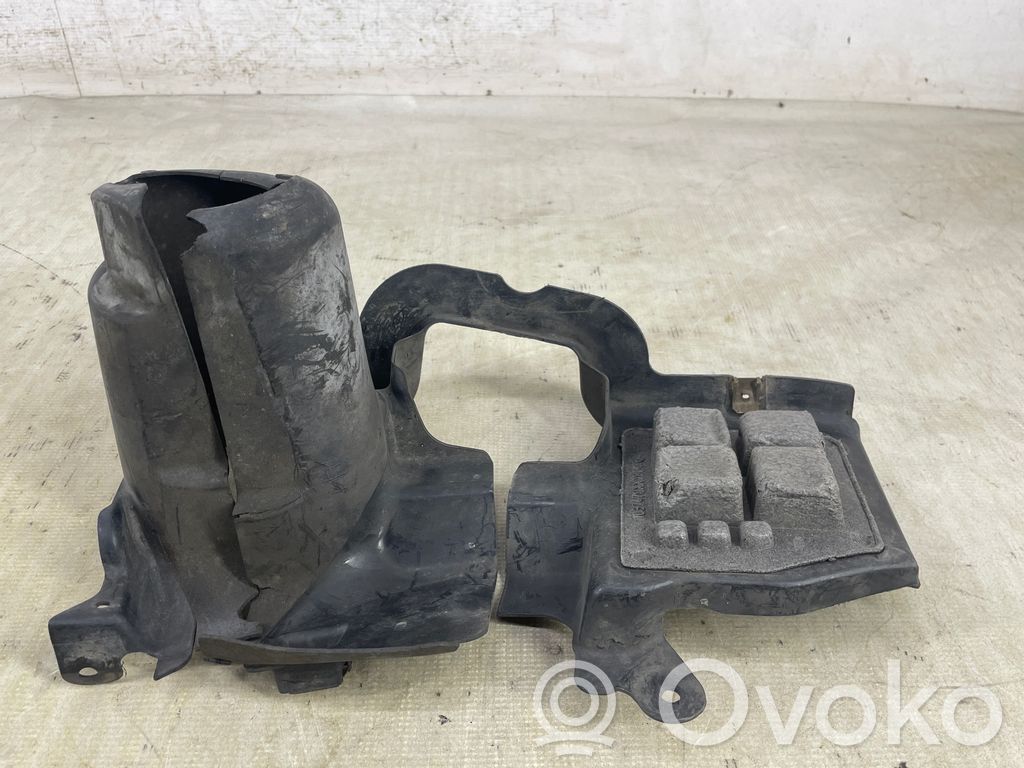 BMW 5 E60 E61 Alustan etusuoja välipohja 