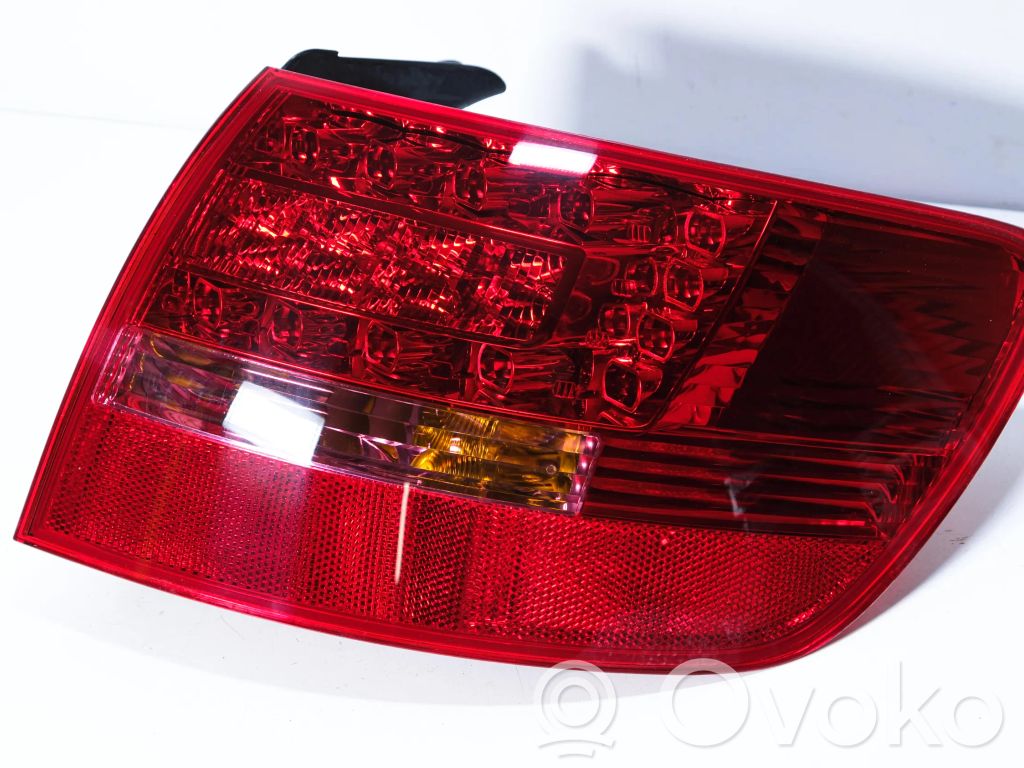 Audi A6 S6 C6 4F Lampă spate în caroserie 