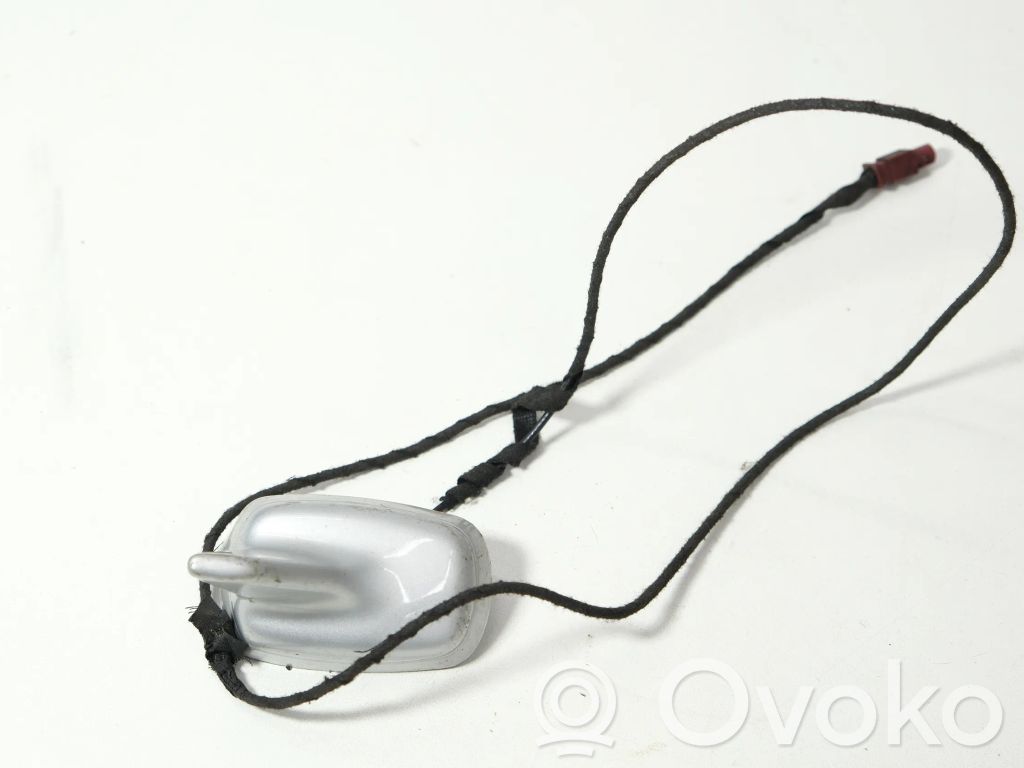 GPS-pystyantenni   4F5035503F