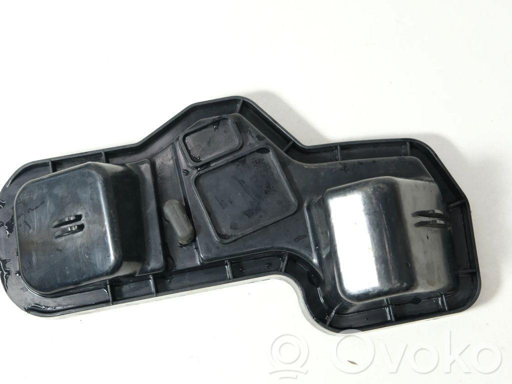 Audi A6 S6 C5 4B Osłona żarówki lampy przedniej 