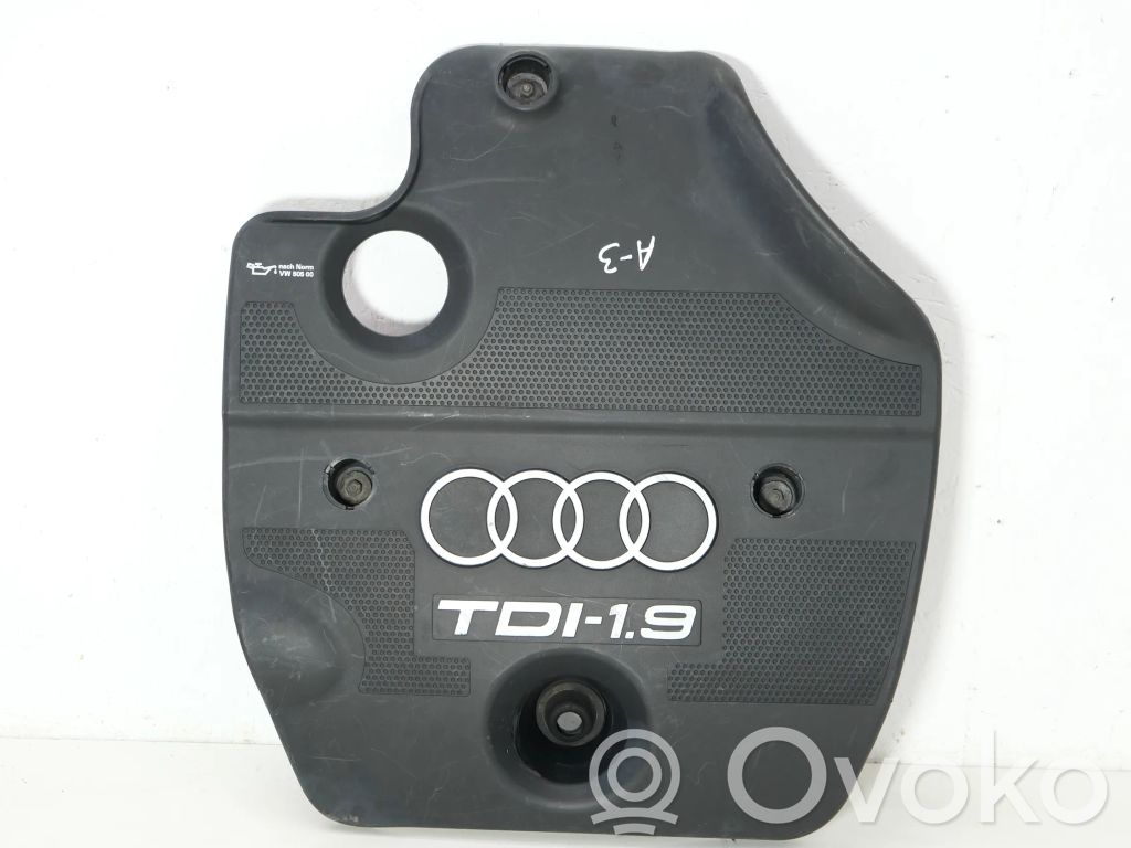 Audi A3 S3 8L Osłona górna silnika 