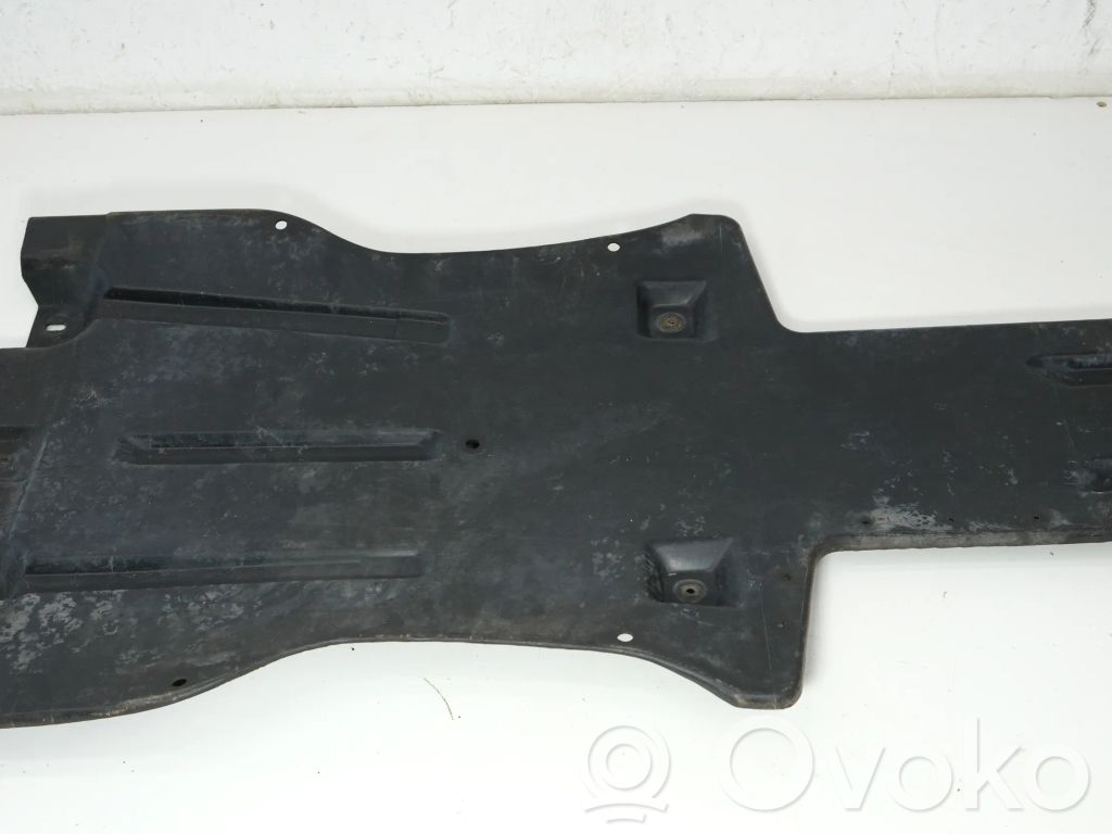 Audi Q7 4L Protecție centrală motor 