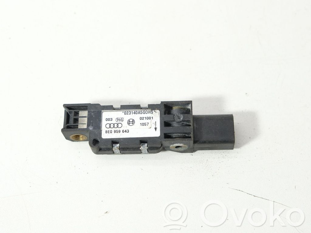 Airbagsensor Crashsensor Drucksensor   8E0959643