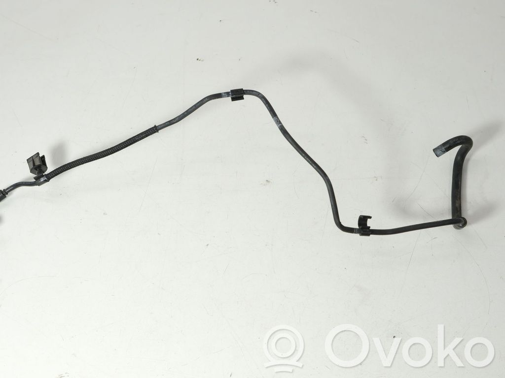 Tuyau sous vide   059131386E