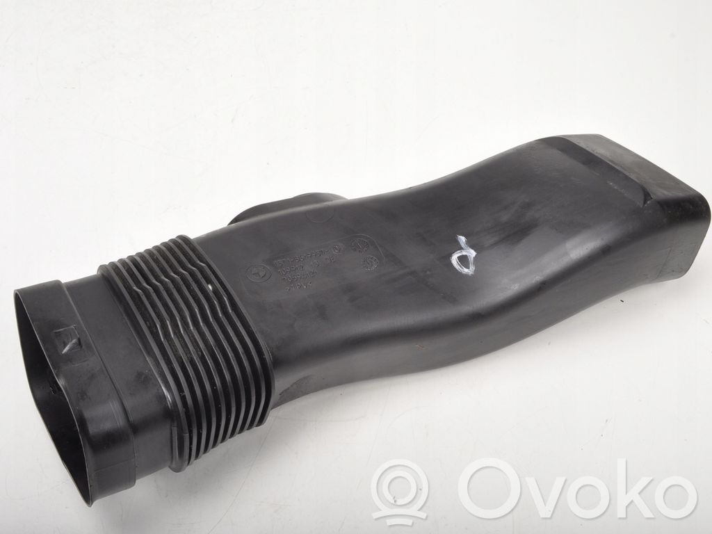 Muu moottoritilan osa   8619937PRAWA