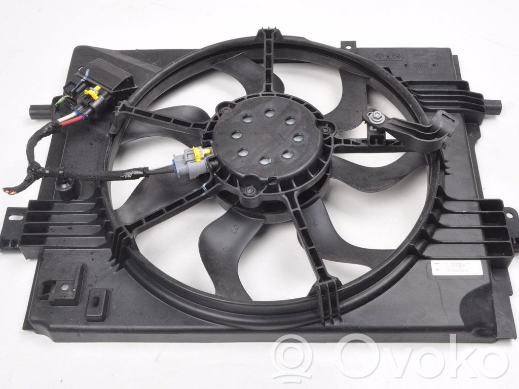 Renault Captur II Elektrisks radiatoru ventilators 