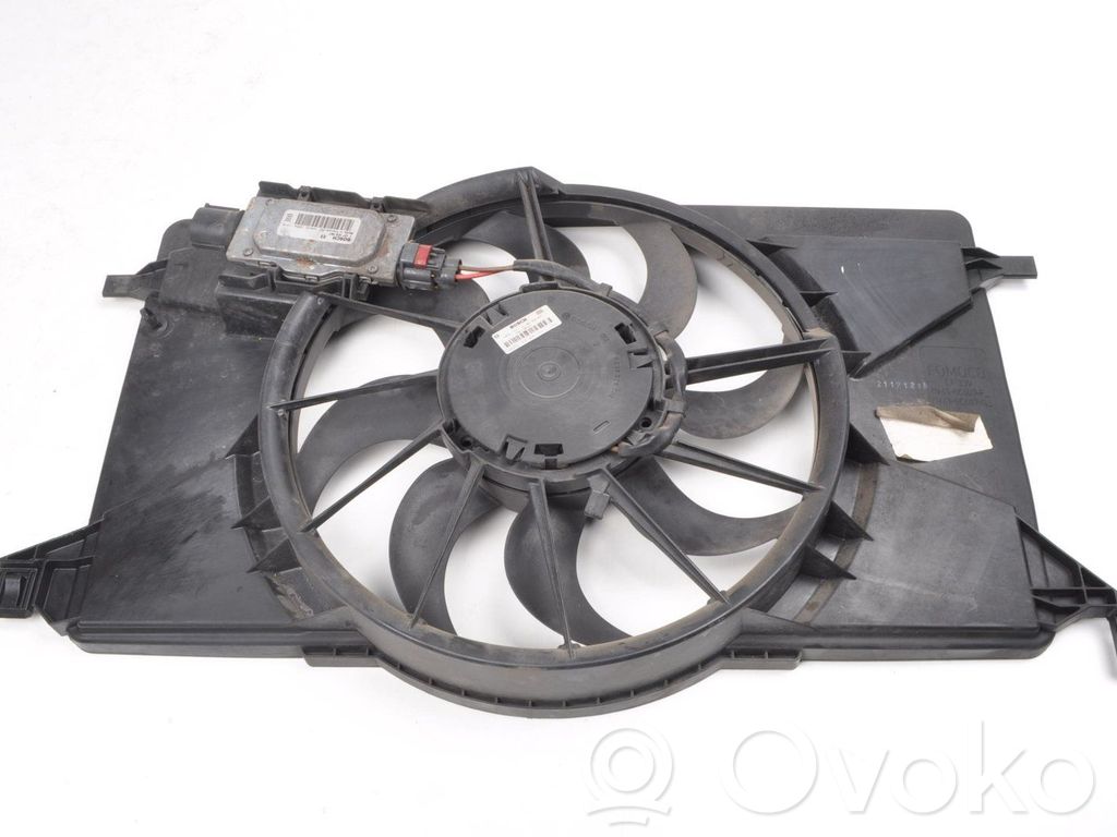 Ford C-MAX II Elektrisks radiatoru ventilators 