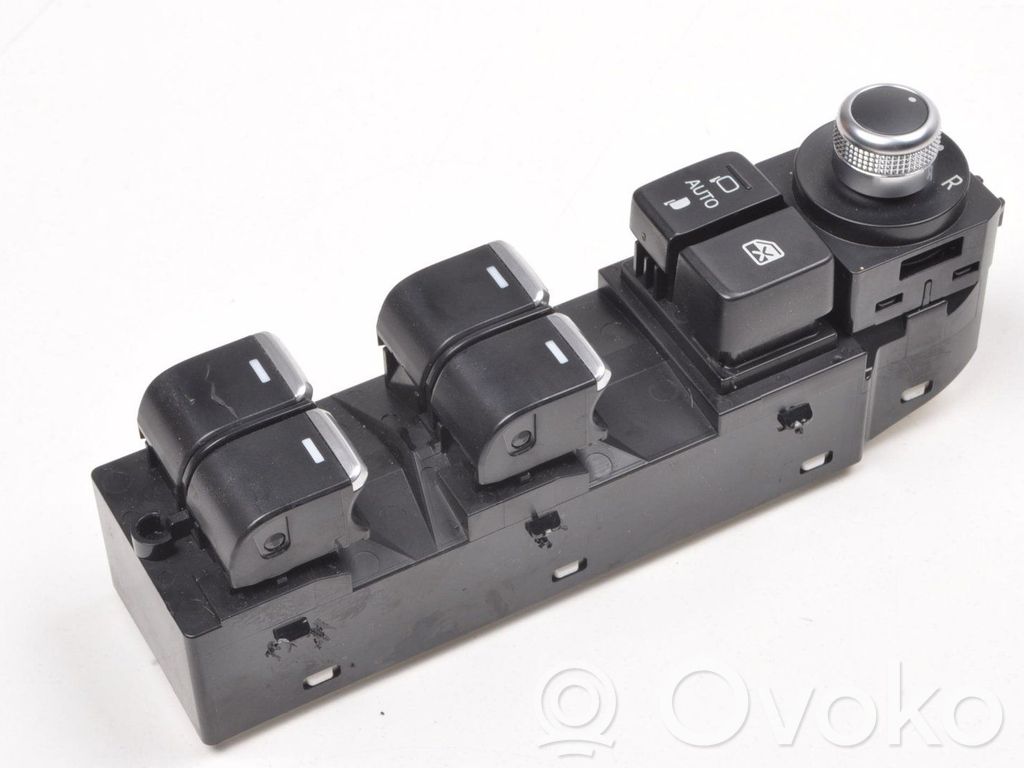 Interruptor de la ventanilla de ventilación   KG8D66350A