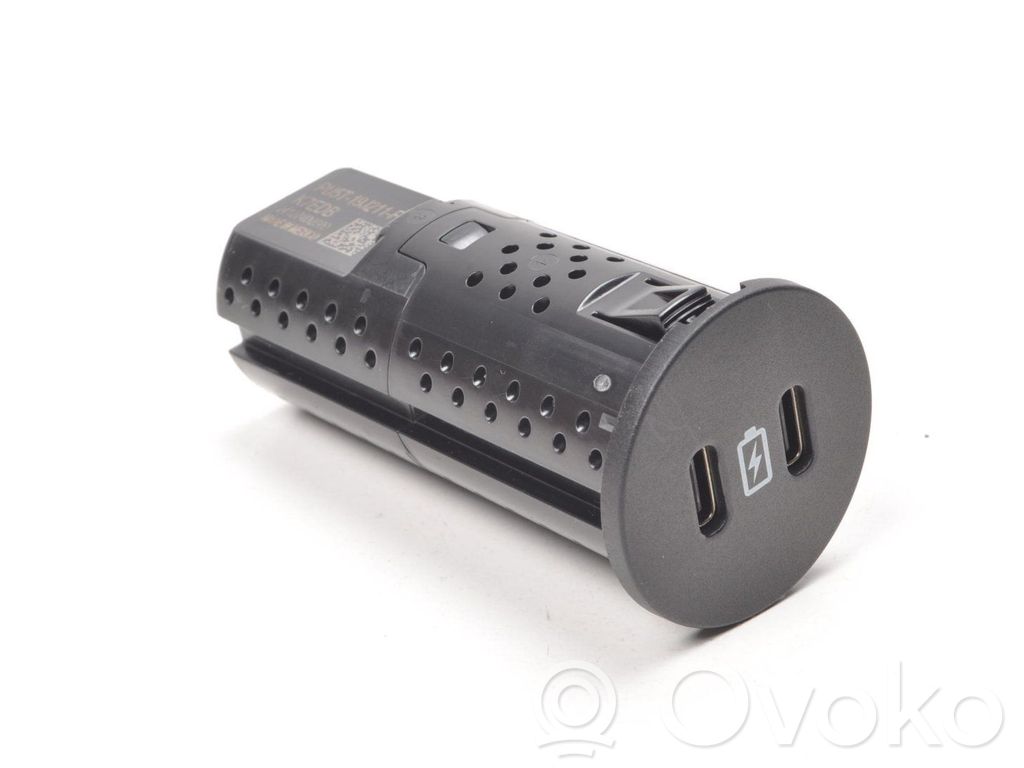 Ford Kuga III Enchufe conector USB 