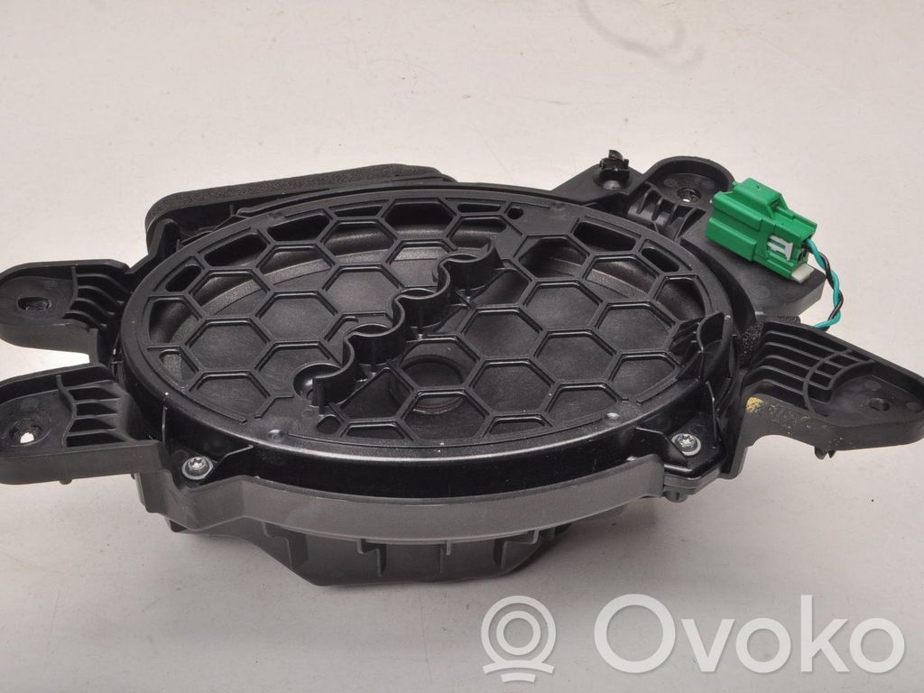Ford Kuga III Subwoofer 