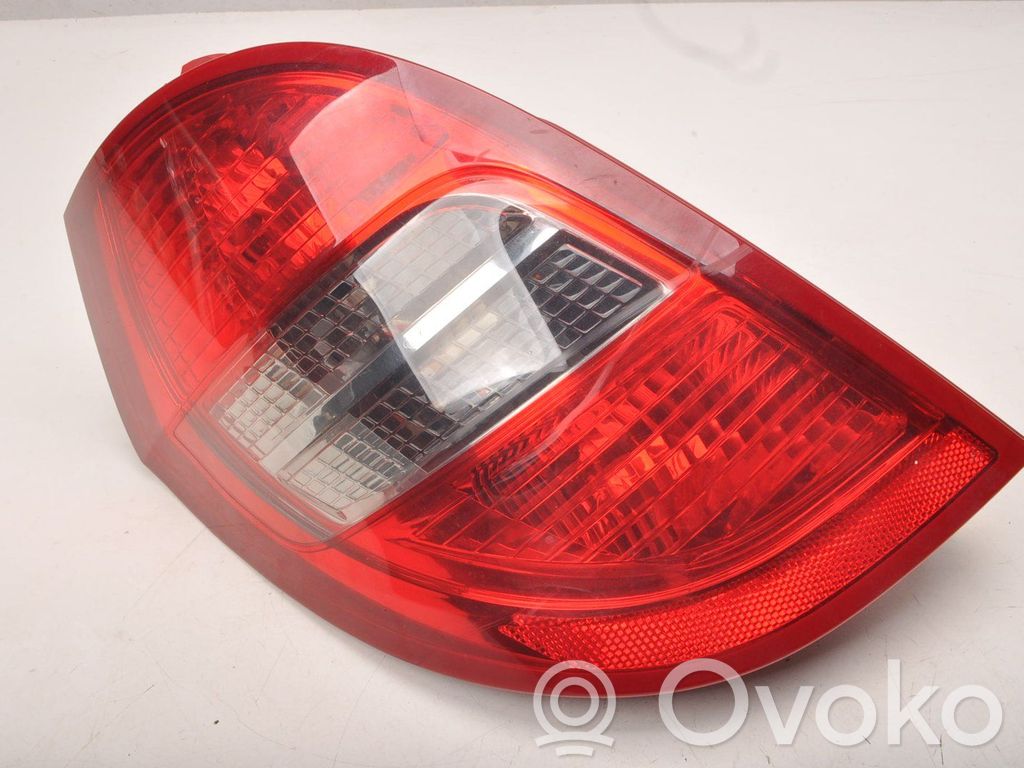 Mercedes-Benz A W169 Lampă spate în caroserie 