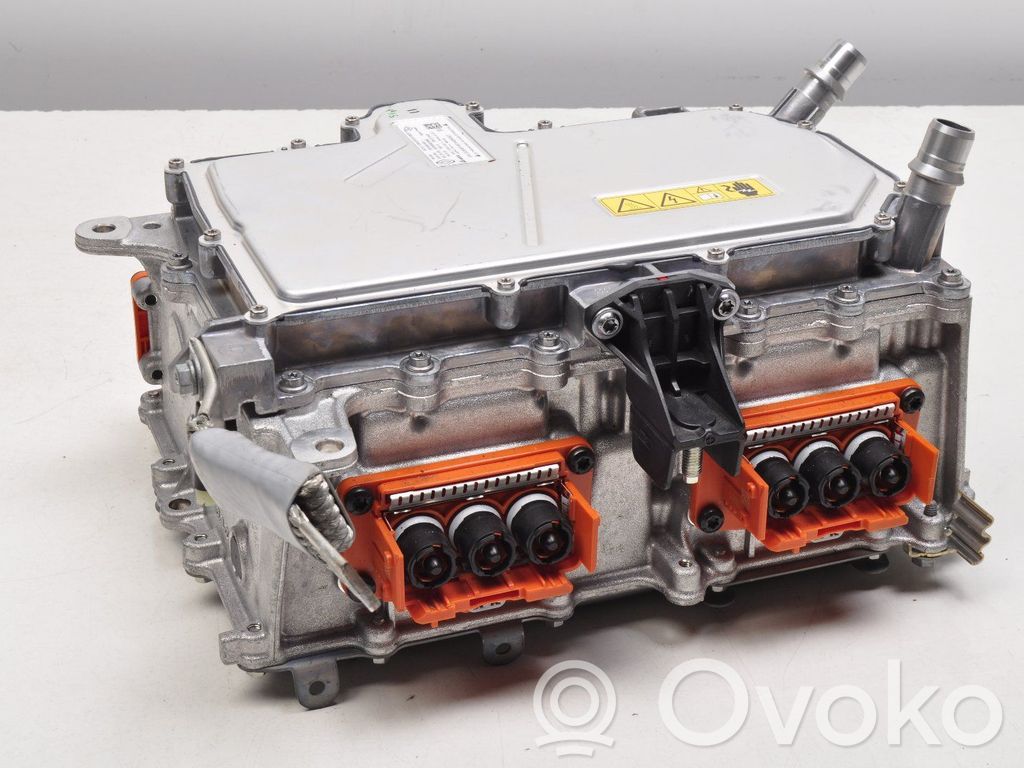 Inversor/convertidor de voltaje   292A08514R