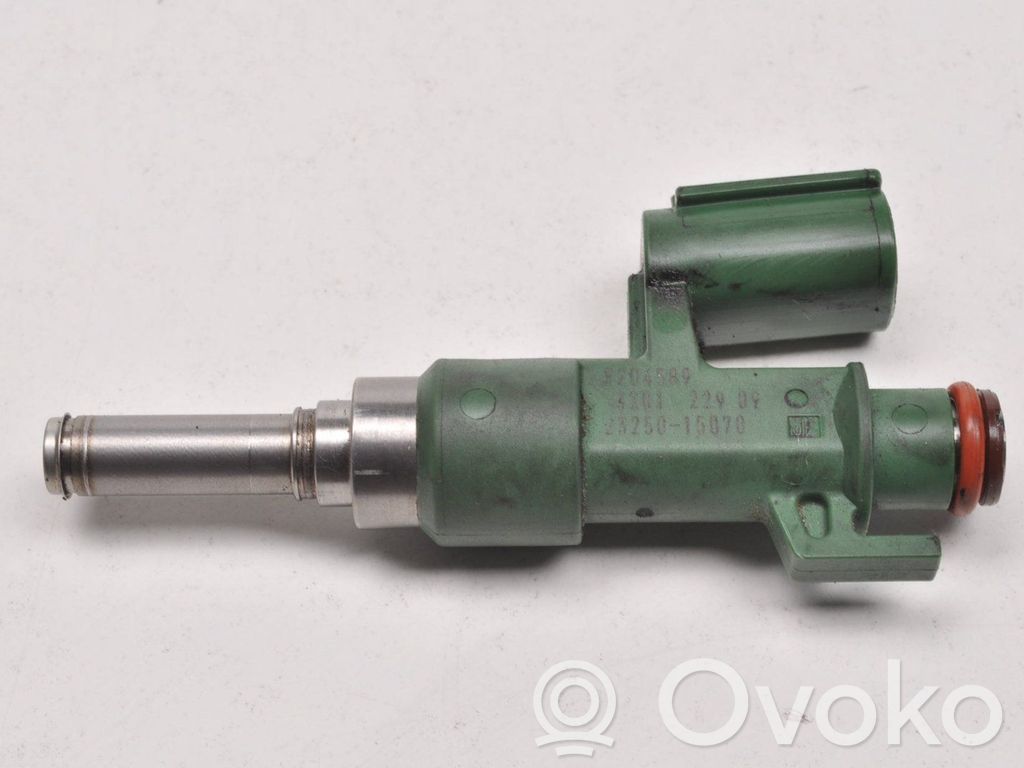 Toyota Yaris Cross Inyector de combustible 