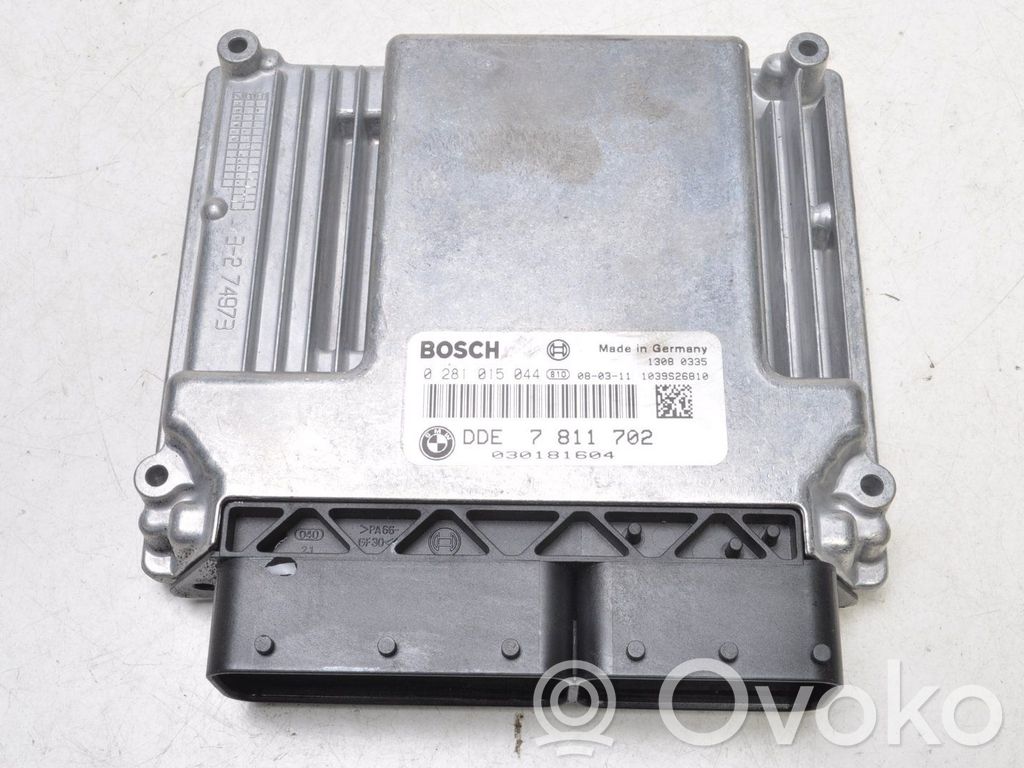 BMW 1 E81 E87 Engine control unit/module ECU 