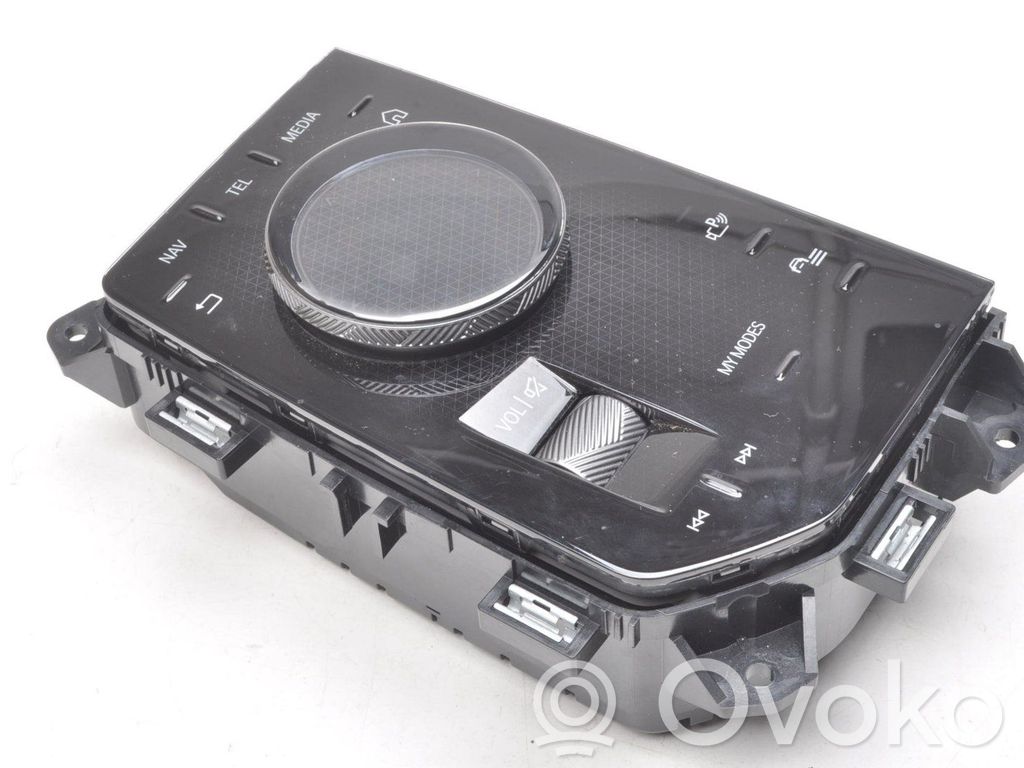 BMW 5 G60 G61 Central console control unit 