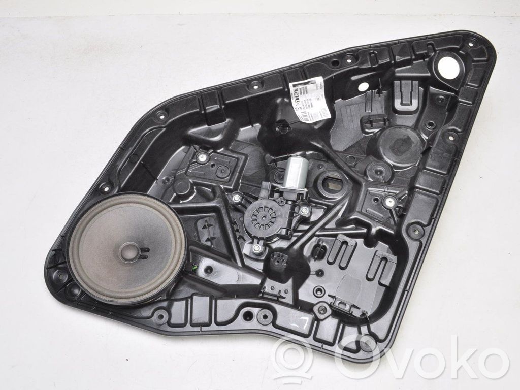 Mercedes-Benz A W177 Elektryczny podnośnik szyby drzwi tylnych 