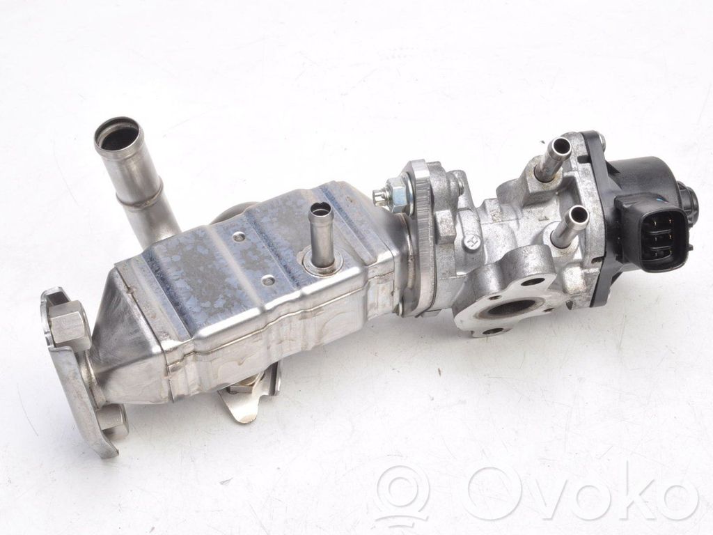 Toyota Yaris Refrigerador de la válvula EGR 