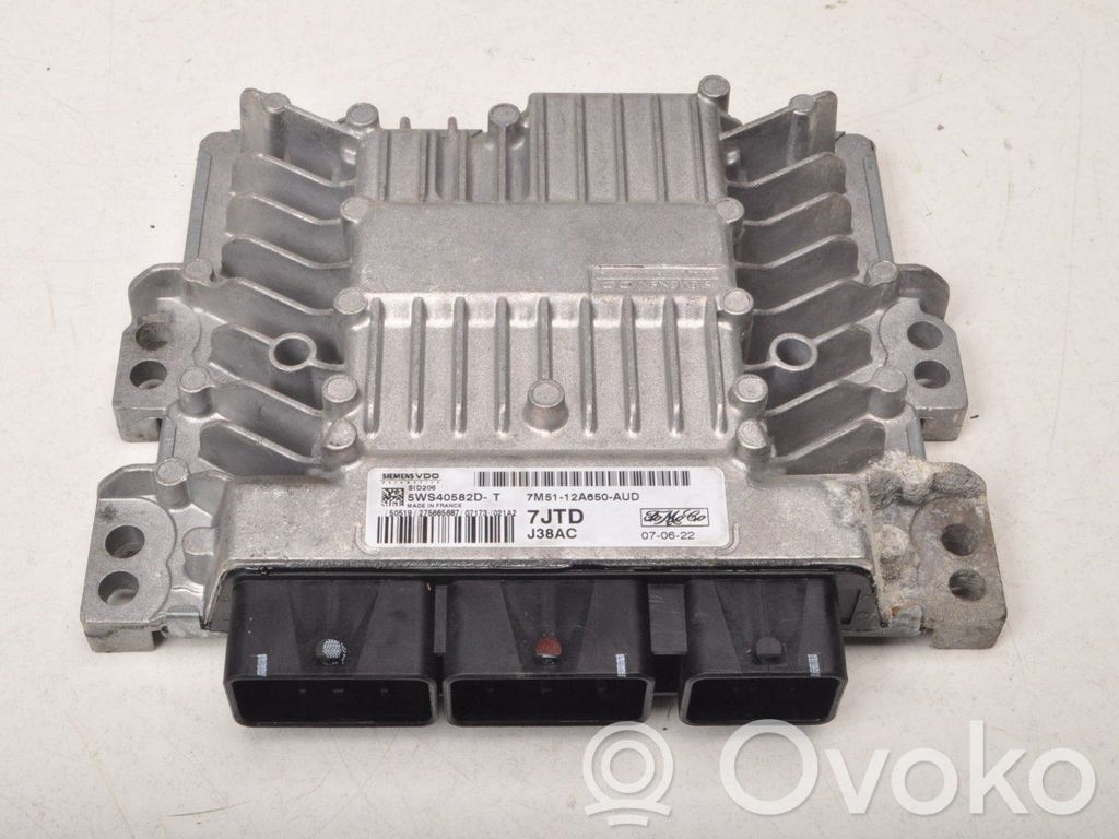 Ford Focus C-MAX Engine control unit/module ECU 