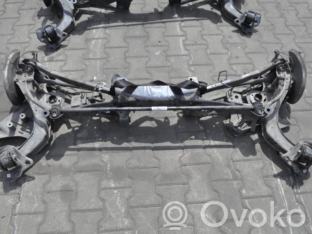 Mini Cooper Countryman F60 Set suspensie spate 