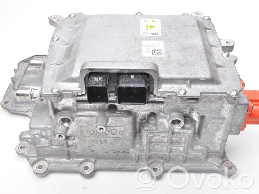 Inversor/convertidor de voltaje   LX687B012BJ