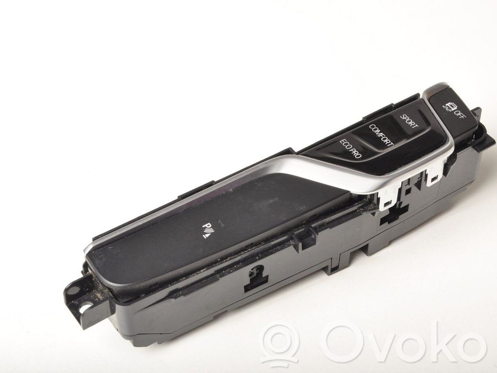 Central console control unit   6993924